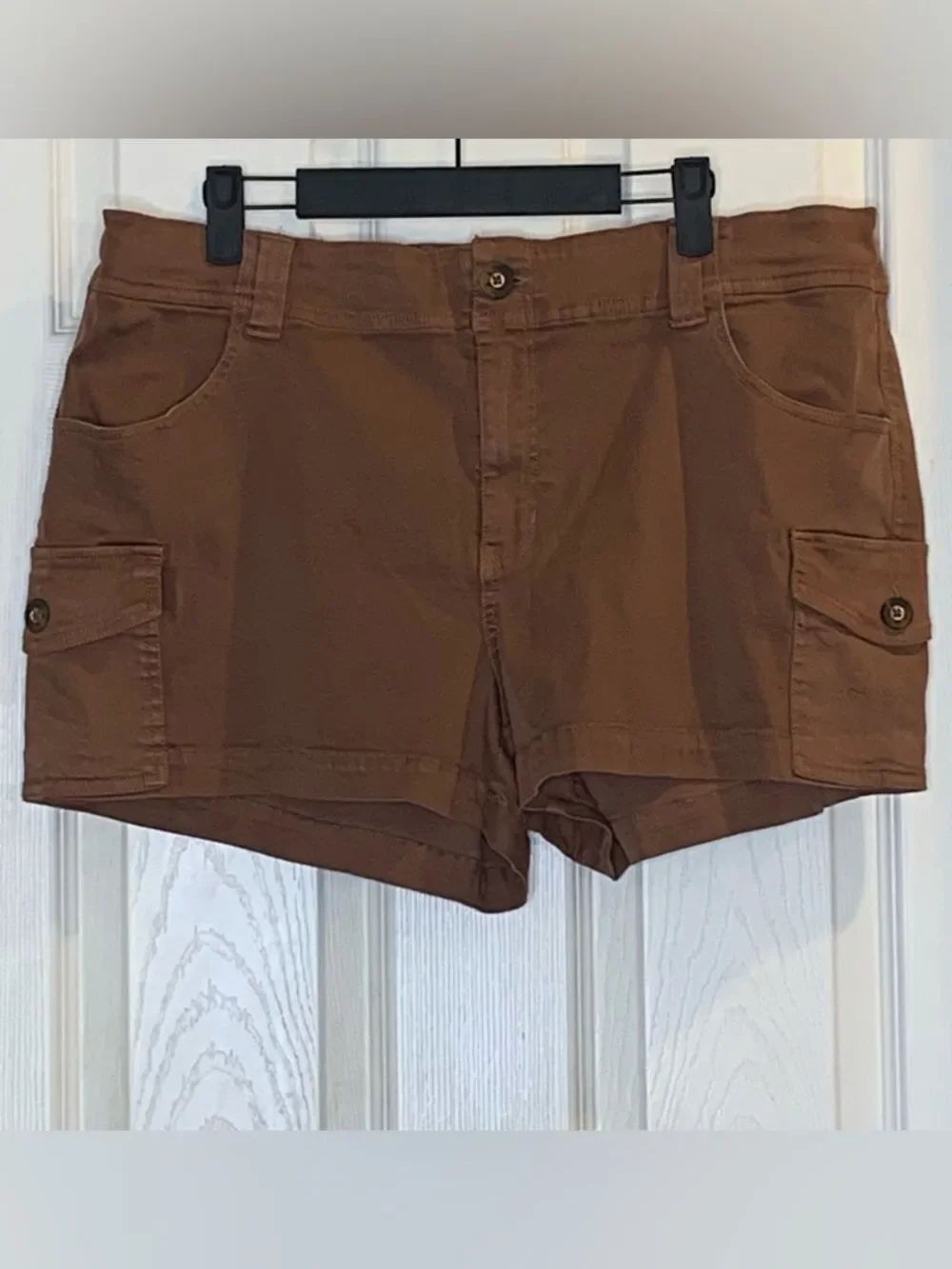BKE Brown Mini Cargo Shorts Size 32